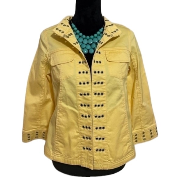 Tria |  Yellow jacket with grommet detail, 3/4 sleeve,pockets - Picture 2 of 7